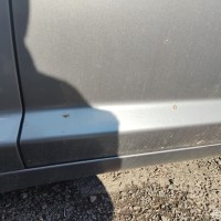 Передняя левая дверь