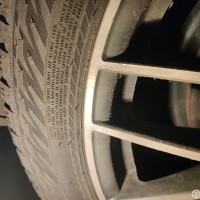 Переднее левое колесо