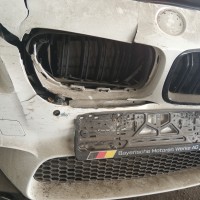 Передний бампер