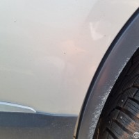 Задняя левая дверь