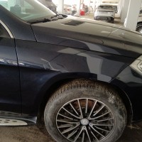 Переднее правое крыло