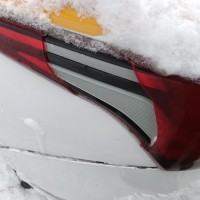 Левый задний фонарь