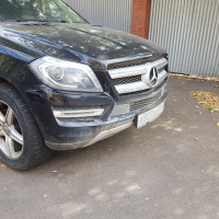 Передний бампер