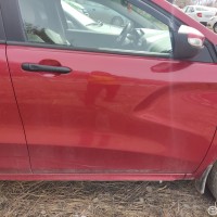 Передняя правая дверь