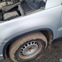 Переднее левое крыло