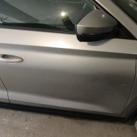 Передняя правая дверь