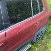 Задняя левая дверь