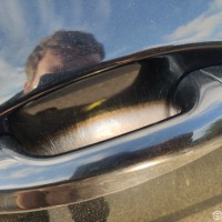 Передняя левая дверь