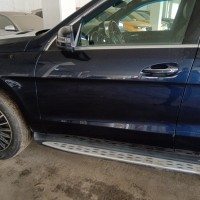 Передняя левая дверь