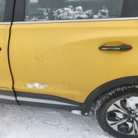 Задняя левая дверь