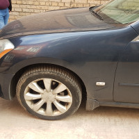 Переднее левое крыло