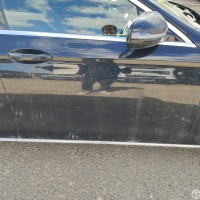 Передняя правая дверь