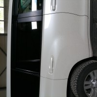 Задняя правая дверь