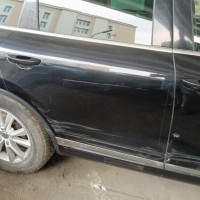 Задняя правая дверь