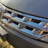 Передний бампер