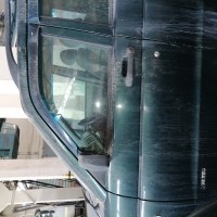 Передняя левая дверь