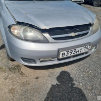 Передний бампер