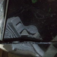 Переднее левое крыло