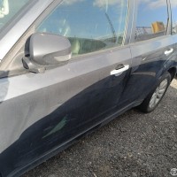 Передняя левая дверь