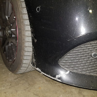 Передний бампер