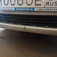 Передний бампер