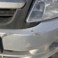 Передний бампер