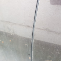 Передняя левая дверь