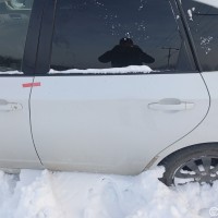 Задняя левая дверь