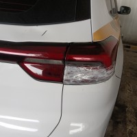 Правый задний фонарь