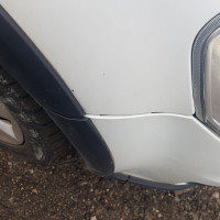 Передний бампер