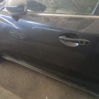 Передняя левая дверь