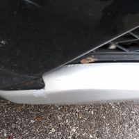 Передний бампер