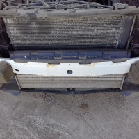 Передний бампер