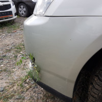 Передний бампер