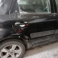 Задняя правая дверь