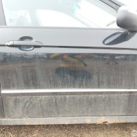 Передняя правая дверь