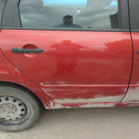 Задняя правая дверь