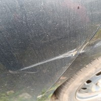 Задняя левая дверь