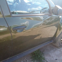 Передняя правая дверь