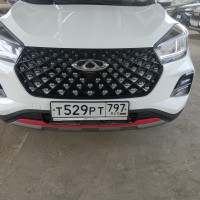 Передний бампер