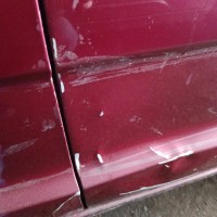 Задняя левая дверь