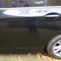 Задняя левая дверь