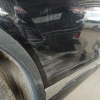 Задняя правая дверь