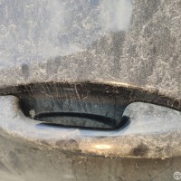 Задняя левая дверь