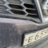 Передний бампер