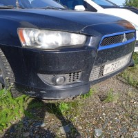 Передний бампер