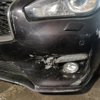 Передний бампер