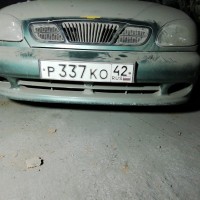 Передний бампер