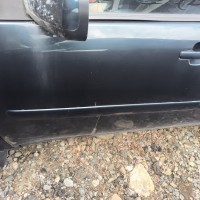 Передняя левая дверь