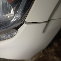 Передний бампер